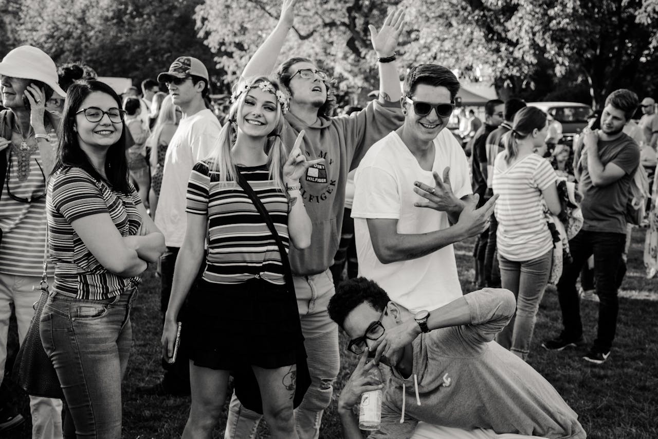 Des copains en festival.